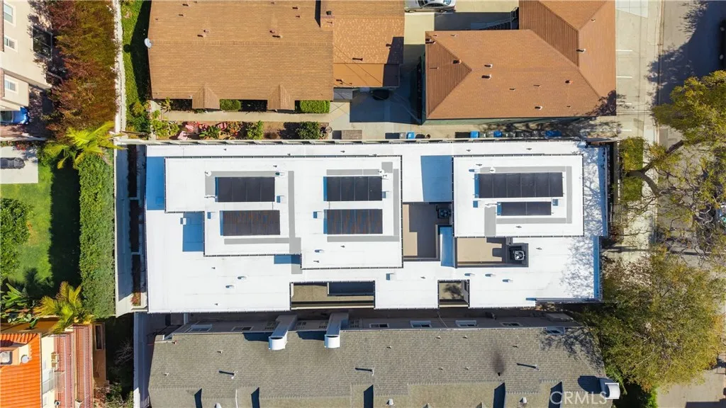 2005 Mathews C, Redondo Beach, California 90278 home-pic-49