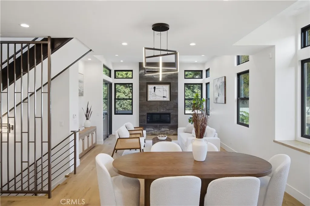 2005 Mathews C, Redondo Beach, California 90278 home-pic-12