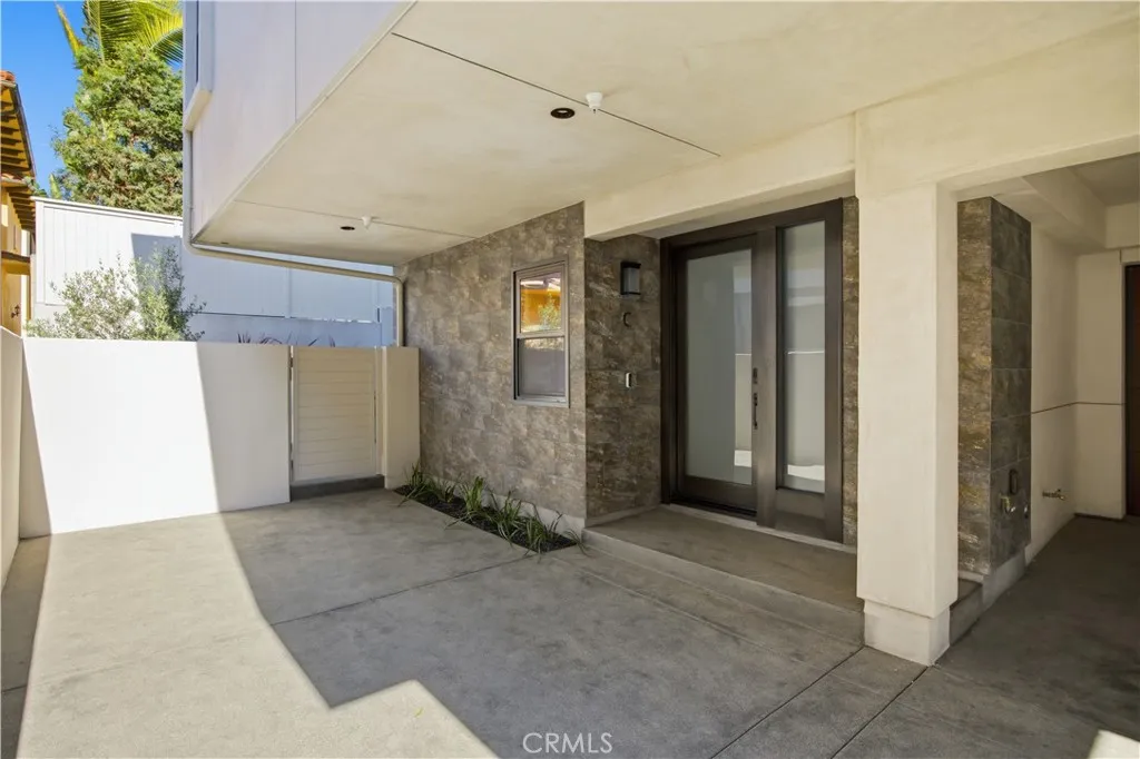 2005 Mathews C, Redondo Beach, California 90278 home-pic-44