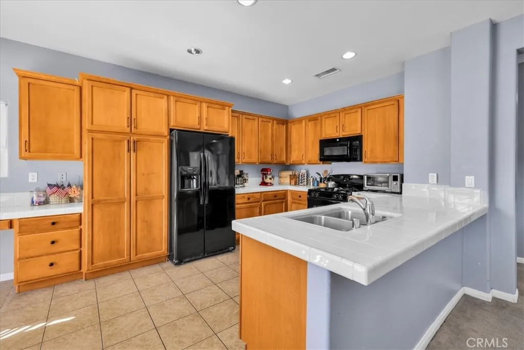 74103 Manana Drive, 29 Palms, California 92277 home-pic-9