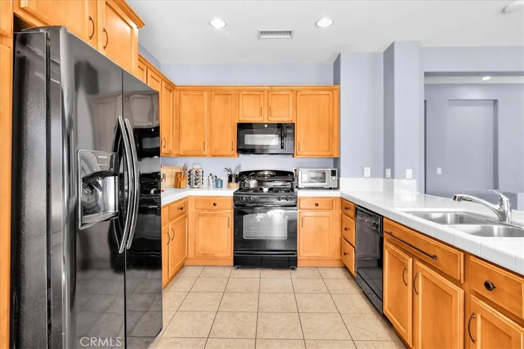 74103 Manana Drive, 29 Palms, California 92277 home-pic-10