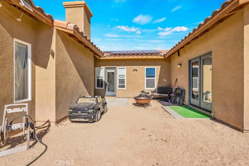 74103 Manana Drive, 29 Palms, California 92277 home-pic-37