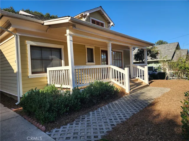 791 Pepper Front yard