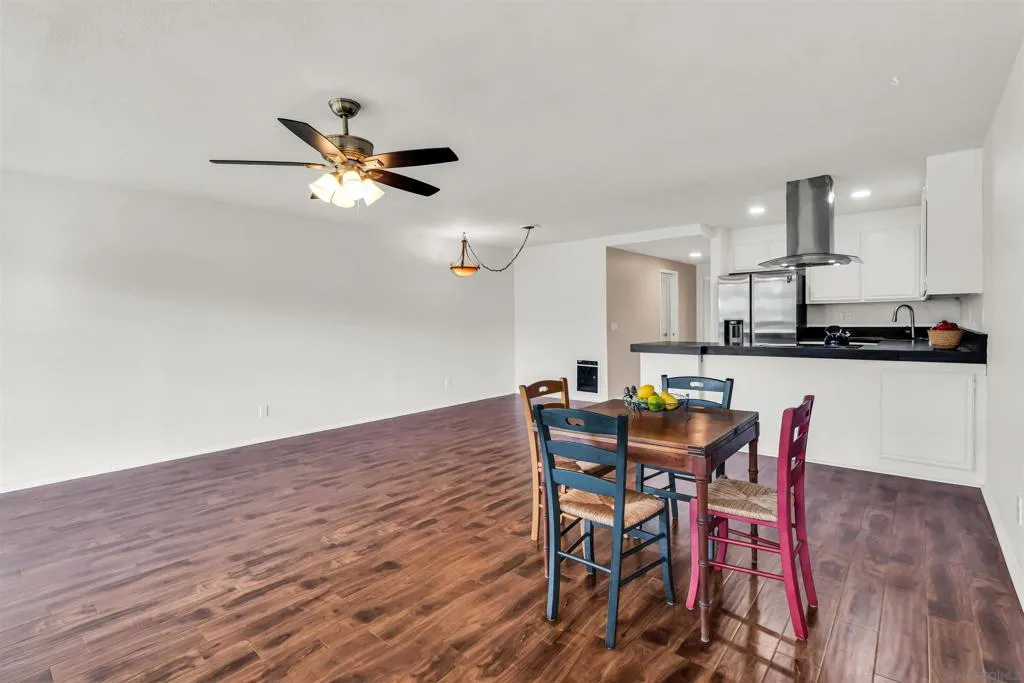 2507 Navarra Dr 202, Carlsbad, California 92009 home-pic-11