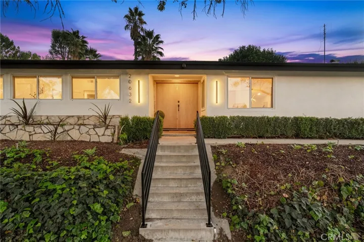 20632 Tiara Street, Woodland Hills, California 91367