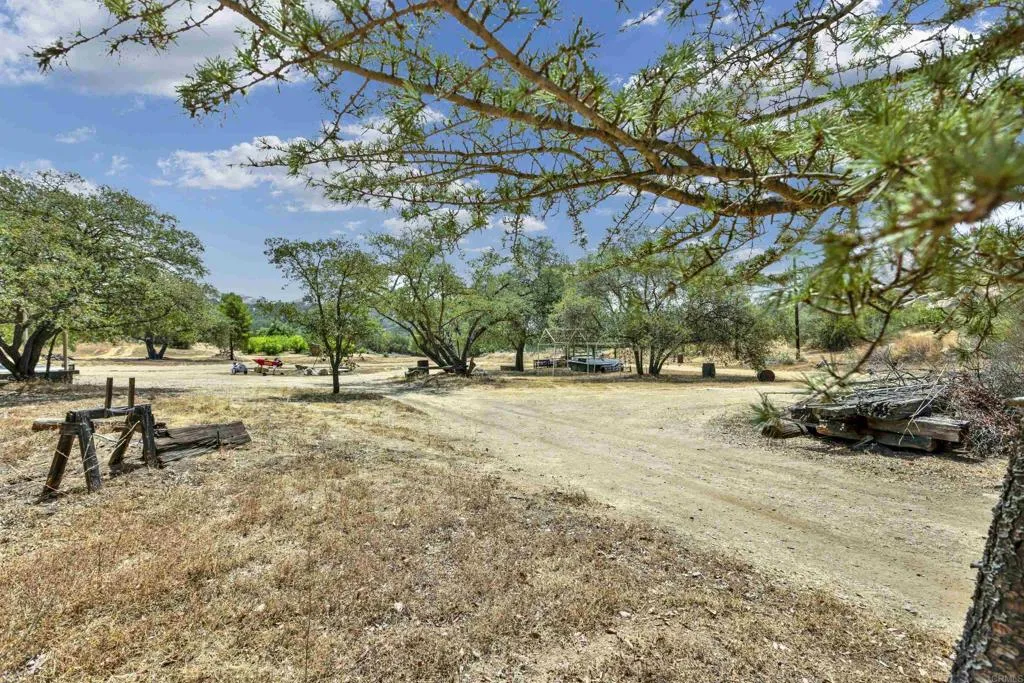 17368 Skyline Truck Trail, Jamul, California 91935 home-pic-38