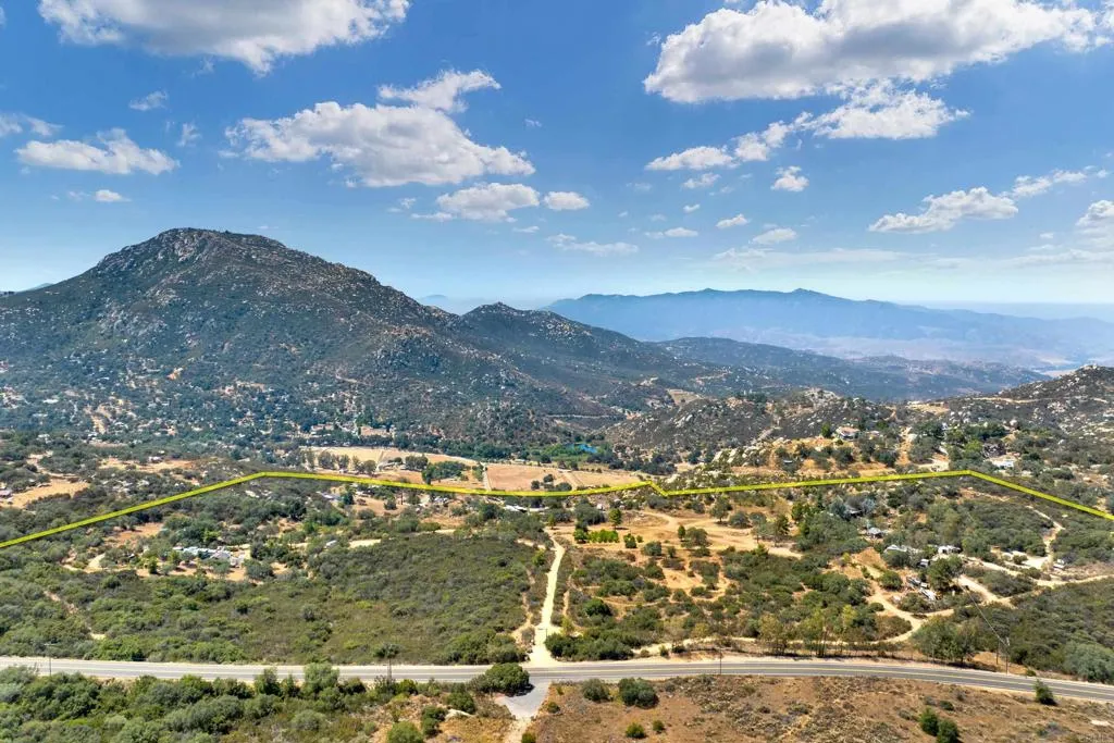 17368 Skyline Truck Trail, Jamul, California 91935 home-pic-0
