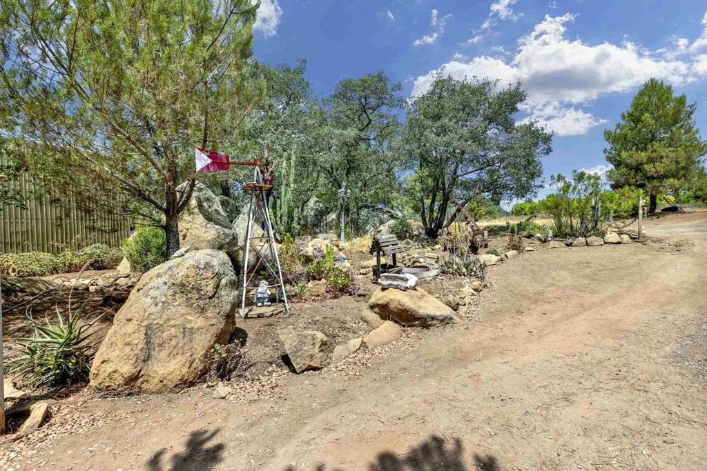 17368 Skyline Truck Trail, Jamul, California 91935 home-pic-14