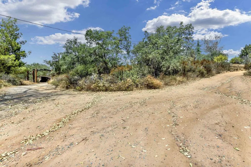 17368 Skyline Truck Trail, Jamul, California 91935 home-pic-35