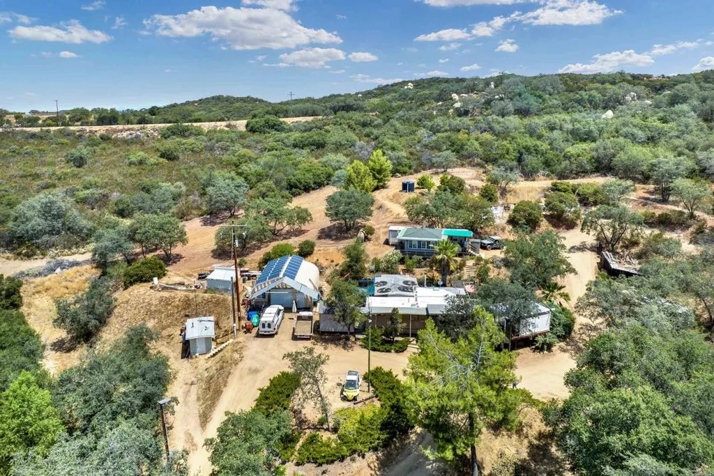 17368 Skyline Truck Trail, Jamul, California 91935 home-pic-16