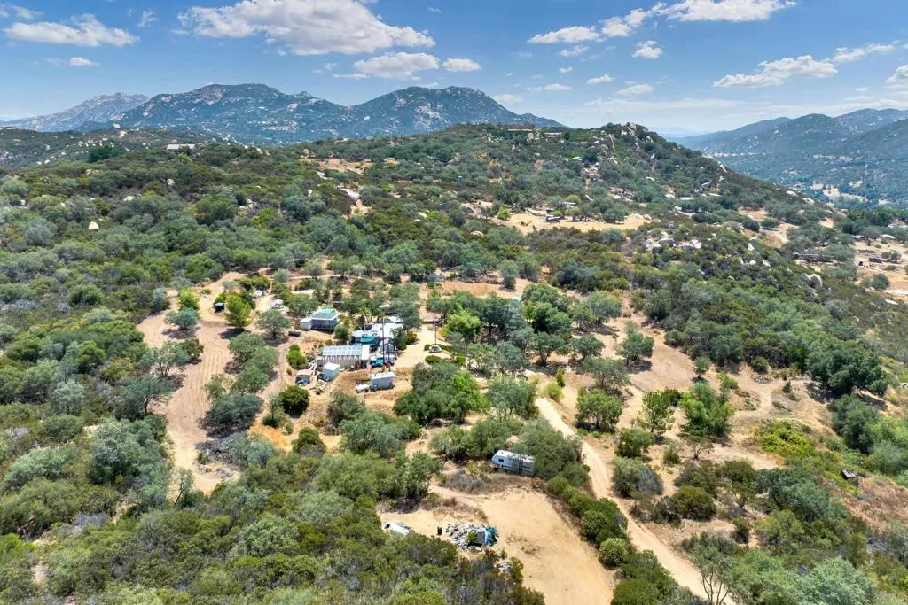 17368 Skyline Truck Trail, Jamul, California 91935 home-pic-23