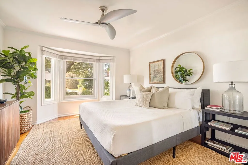 4640 Mary Ellen Avenue, Sherman Oaks, California 91423 home-pic-19