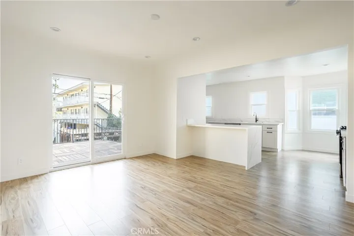 738 S Stanley Avenue, Los Angeles, California 90036