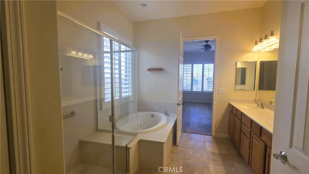 40188 Calle Ebano, Indio, California 92203 home-pic-16