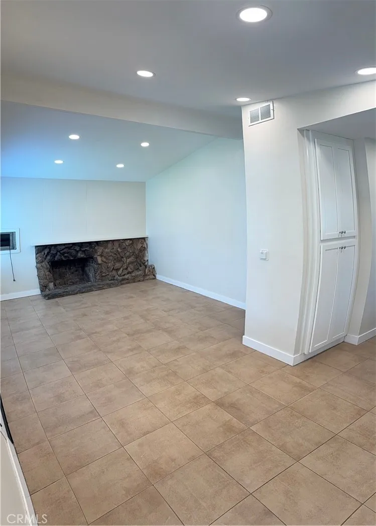 4478 San Bernardino Street, Montclair, California 91763 home-pic-15