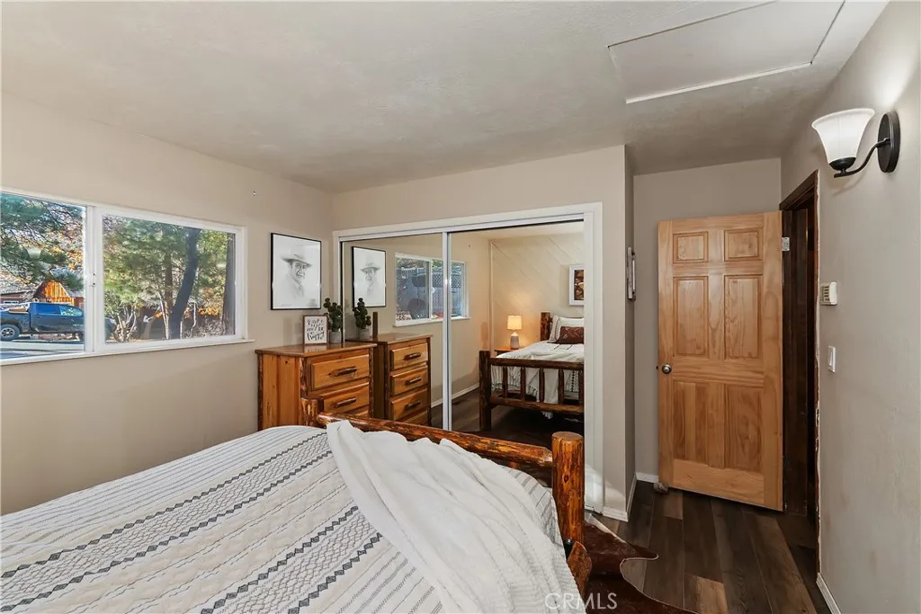 811 Leonard Lane, Sugarloaf, California 92386 home-pic-13