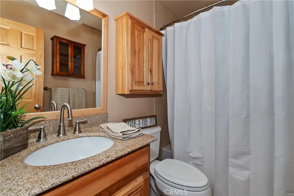 811 Leonard Lane, Sugarloaf, California 92386 home-pic-9