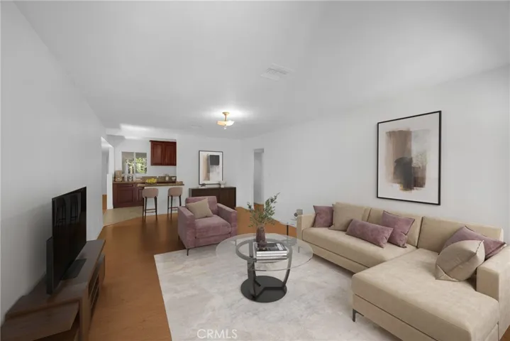 Photo is virtually Staged