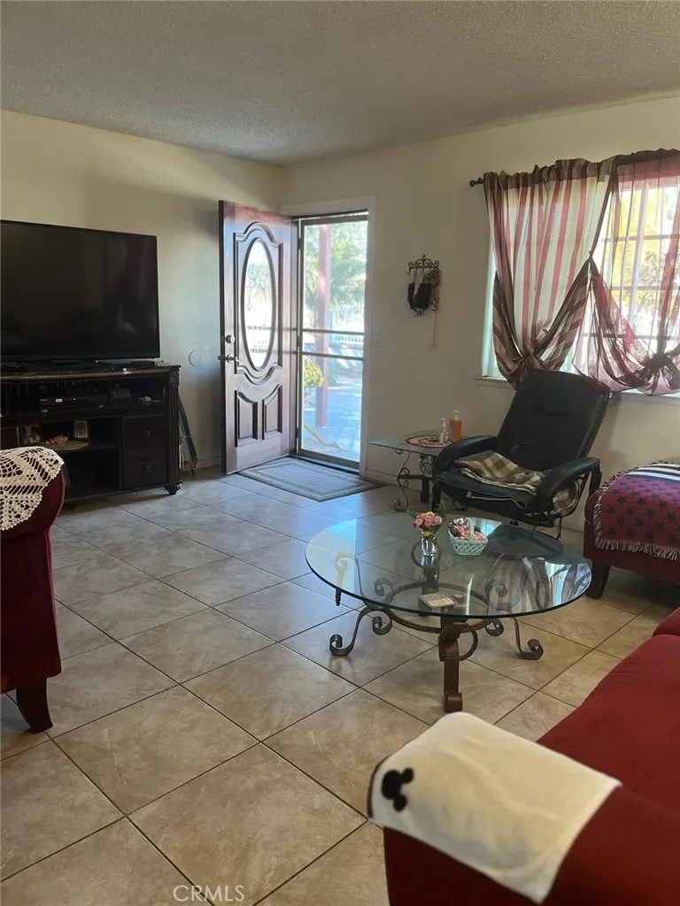 40648 Fieldspring, Lancaster, California 93535 home-pic-14