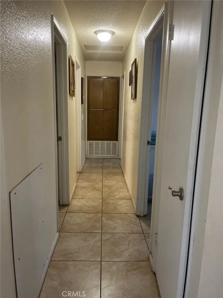 40648 Fieldspring, Lancaster, California 93535 home-pic-20
