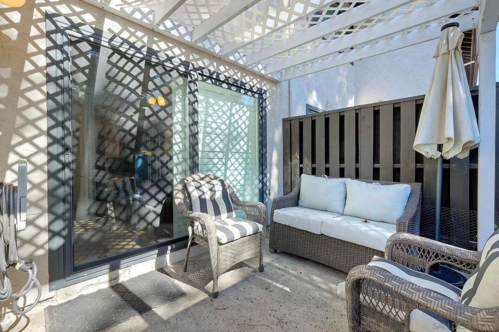 1122 Via Loma Vis, El Cajon, California 92019 home-pic-18