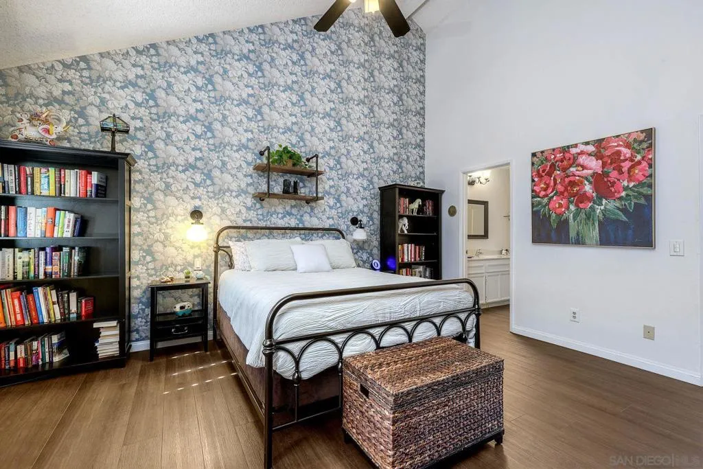 1122 Via Loma Vis, El Cajon, California 92019 home-pic-11