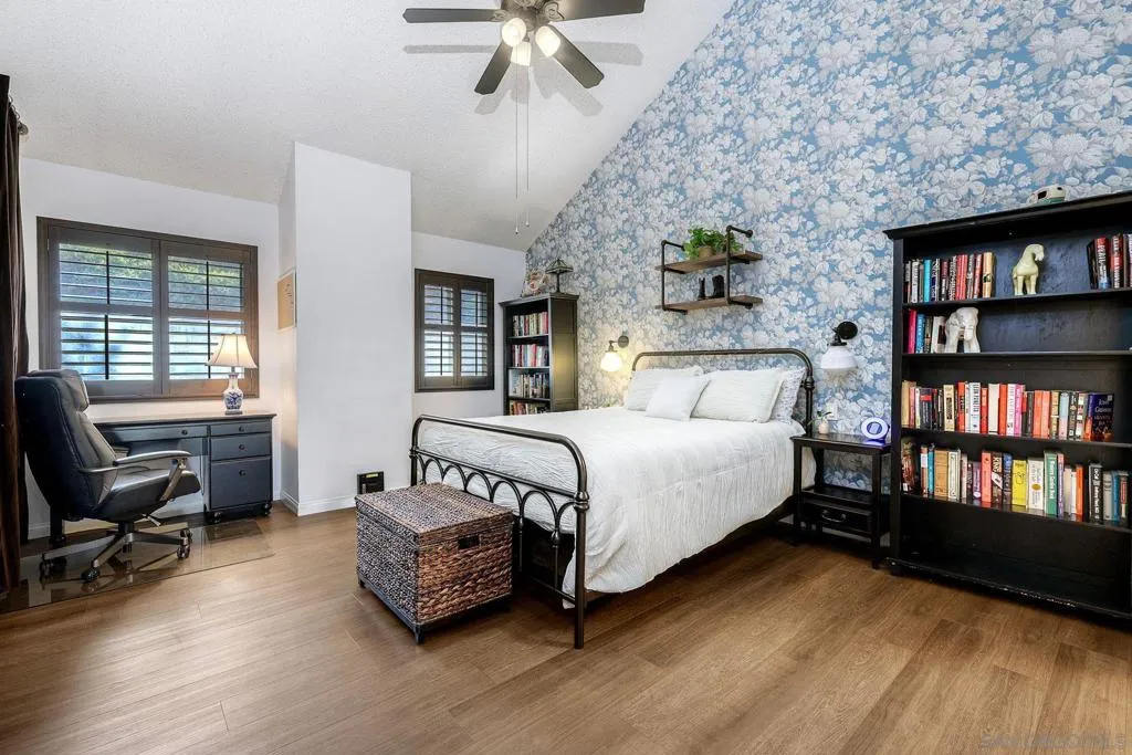 1122 Via Loma Vis, El Cajon, California 92019 home-pic-10