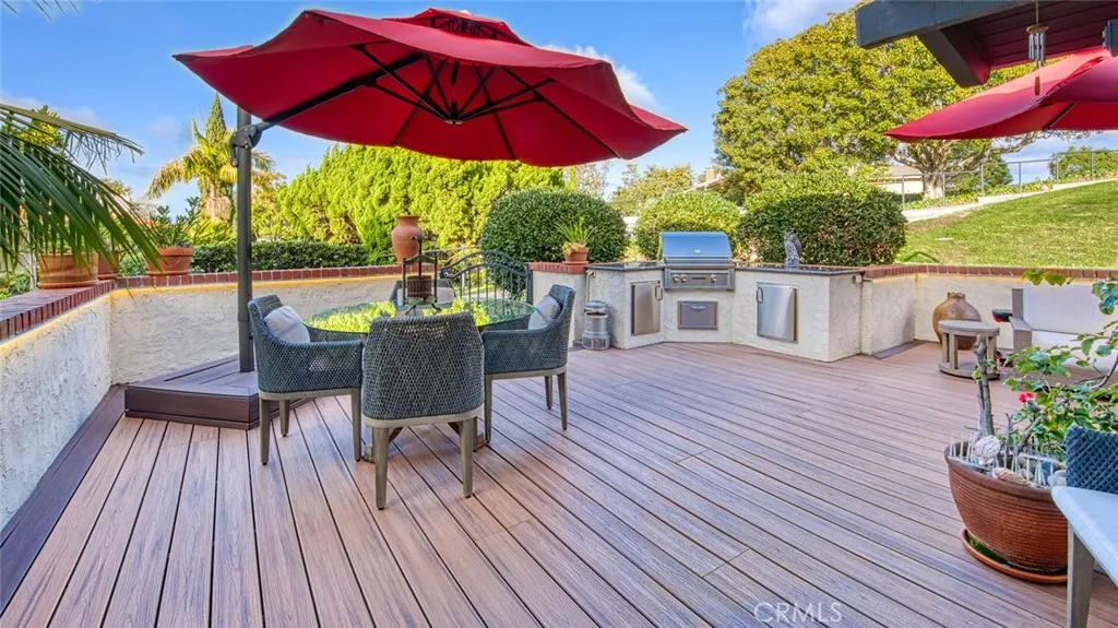 2134 Vista Entrada, Newport Beach, California 92660 home-pic-24
