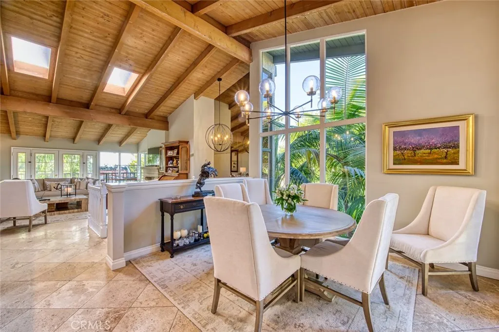 2134 Vista Entrada, Newport Beach, California 92660 home-pic-4