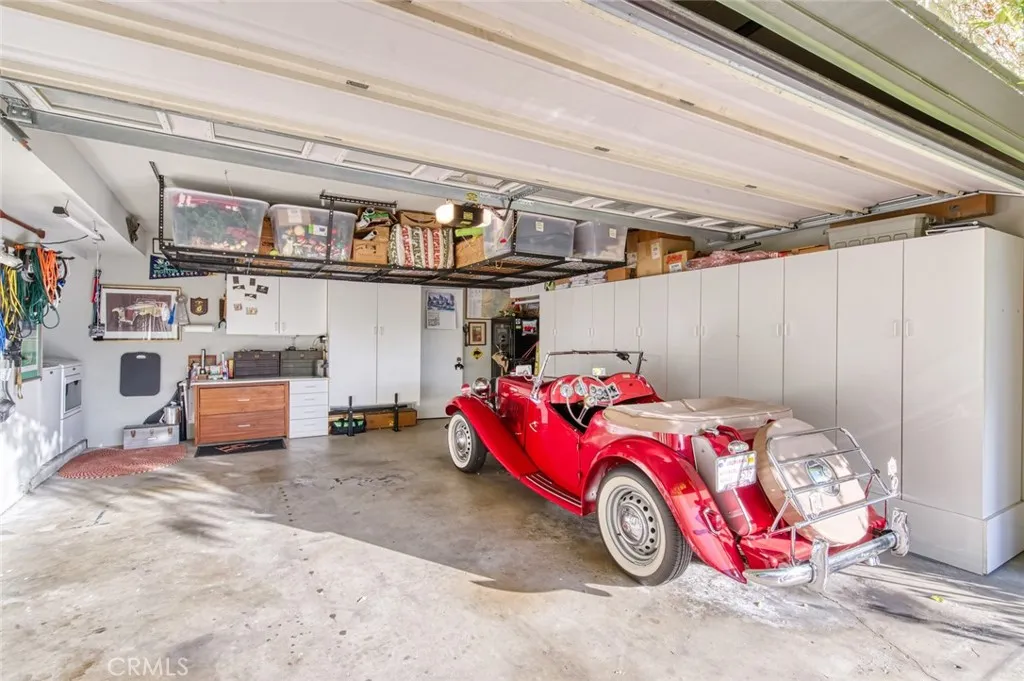 2134 Vista Entrada, Newport Beach, California 92660 home-pic-25