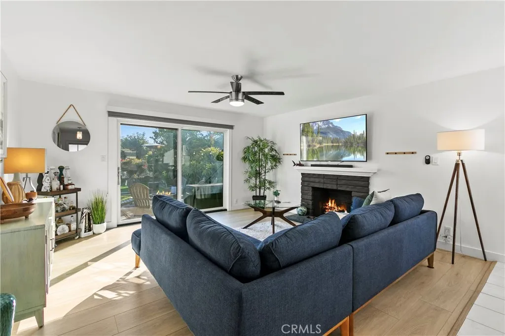 8572 Arnett, Huntington Beach, California 92647 home-pic-6