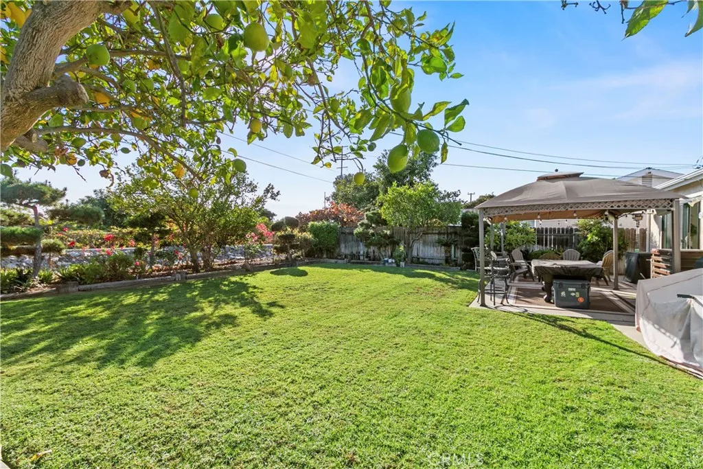 8572 Arnett, Huntington Beach, California 92647 home-pic-4