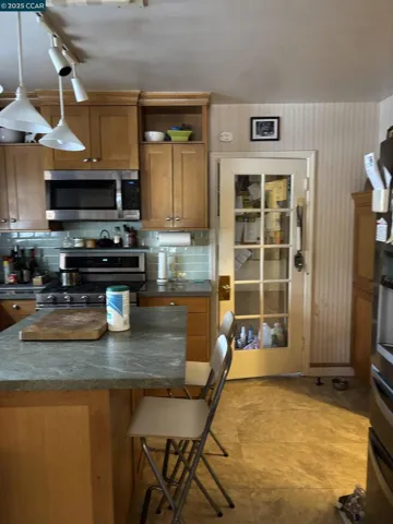500 Pershing Drive, San Leandro, California 94577