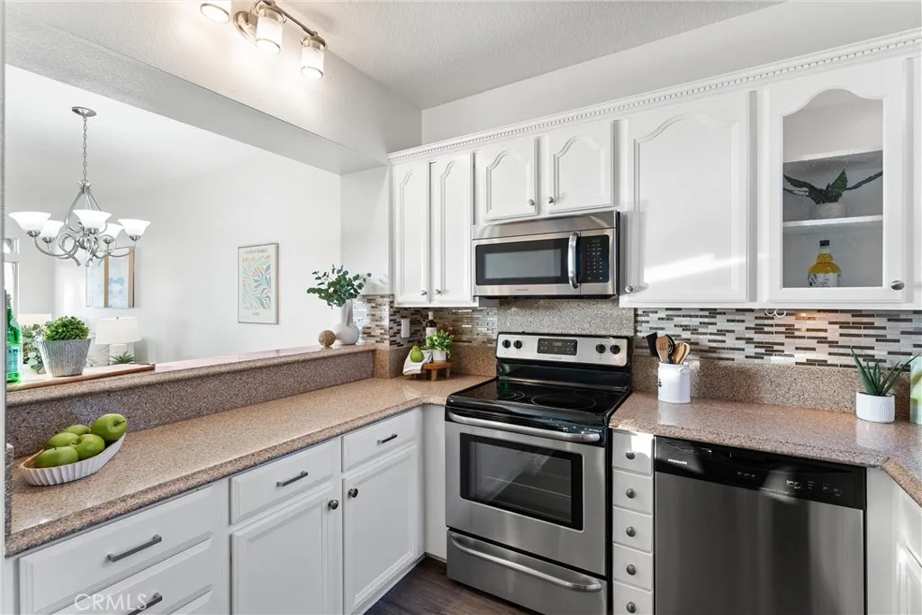 76 Campton, Laguna Niguel, California 92677 home-pic-7