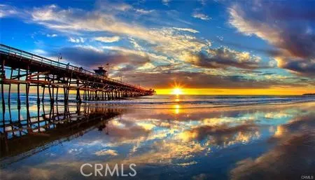 San Clemente pier, just a short drive from property
