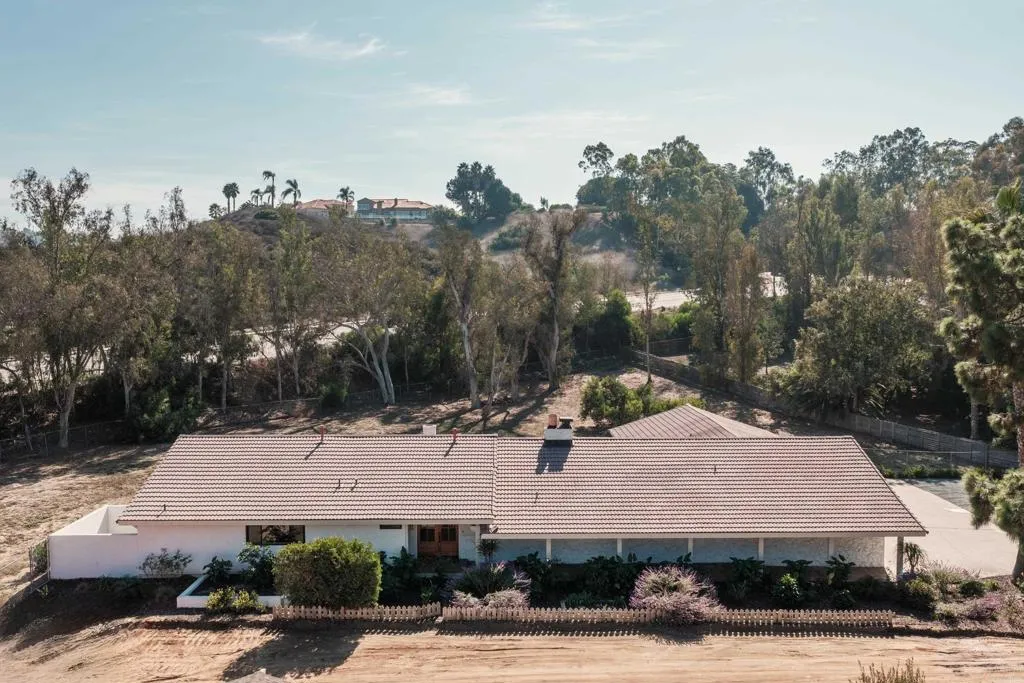 14980 Via De La Valle, Del Mar, California 92014 home-pic-51