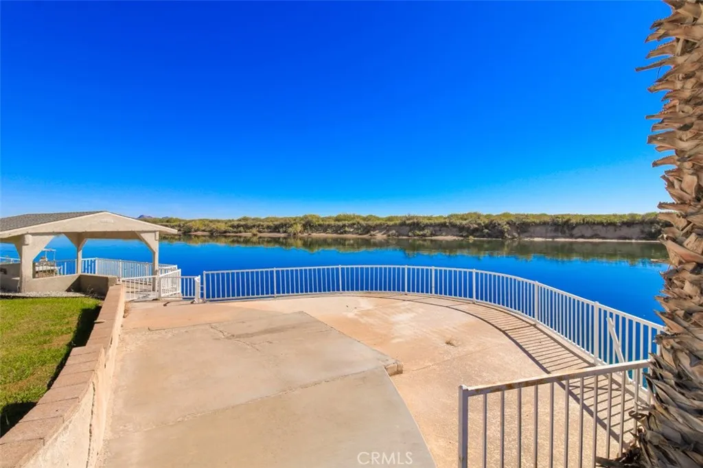 7449 Rio Vista, Big River, California 92242 home-pic-50