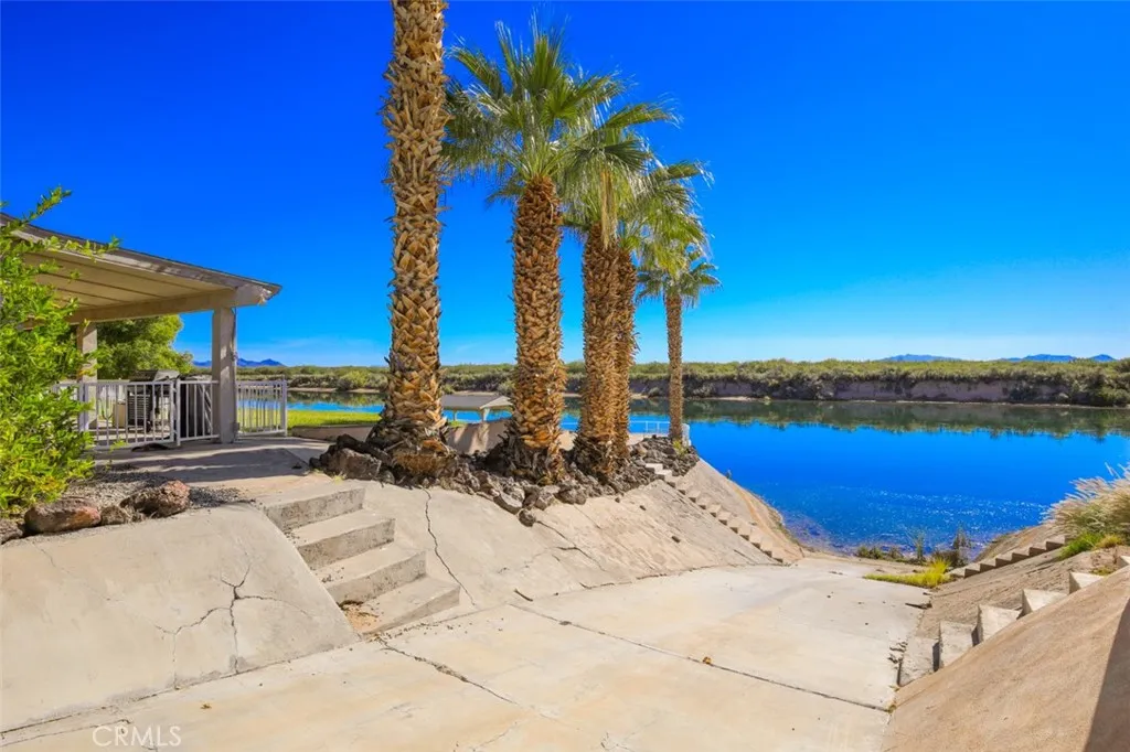 7449 Rio Vista, Big River, California 92242 home-pic-19