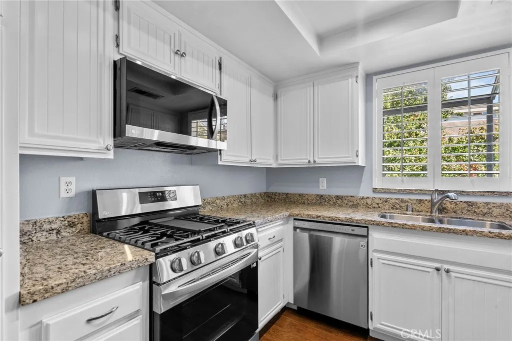 20344 Fanchon, Canyon Country, California 91351 home-pic-26