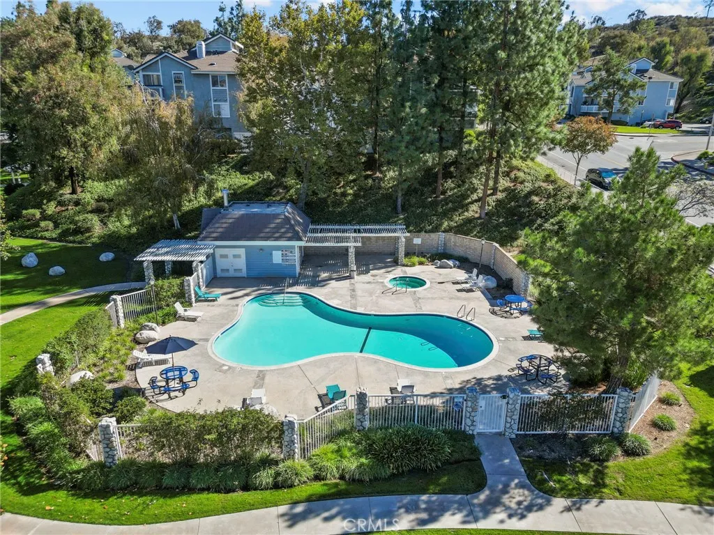 20344 Fanchon, Canyon Country, California 91351 home-pic-17