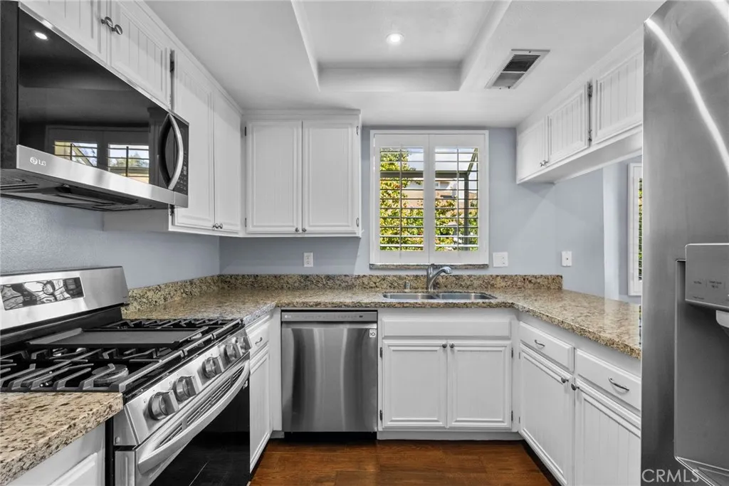20344 Fanchon, Canyon Country, California 91351 home-pic-25