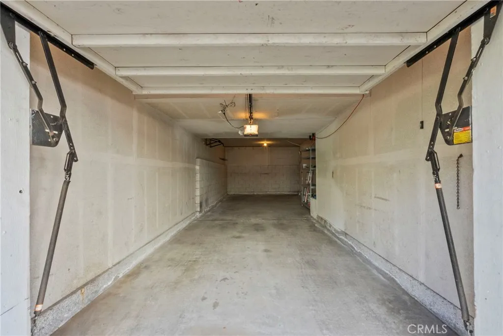 20344 Fanchon, Canyon Country, California 91351 home-pic-14