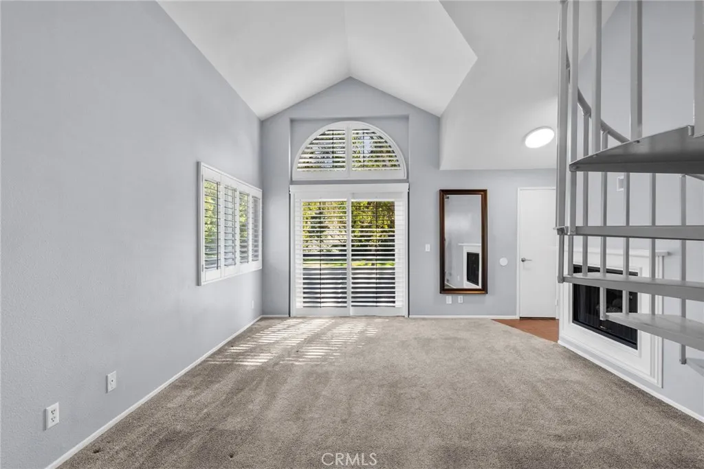 20344 Fanchon, Canyon Country, California 91351 home-pic-21