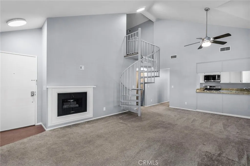 20344 Fanchon, Canyon Country, California 91351 home-pic-23