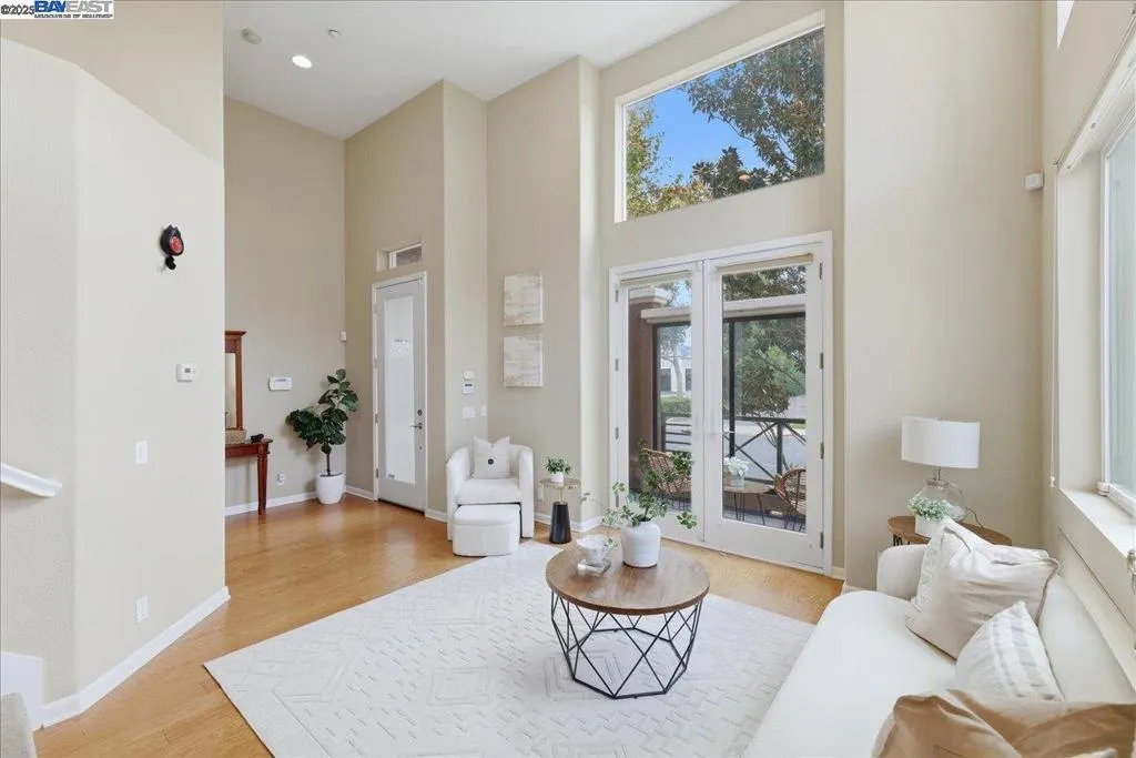 6586 Sierra Ln, Dublin, California 94568 home-pic-7