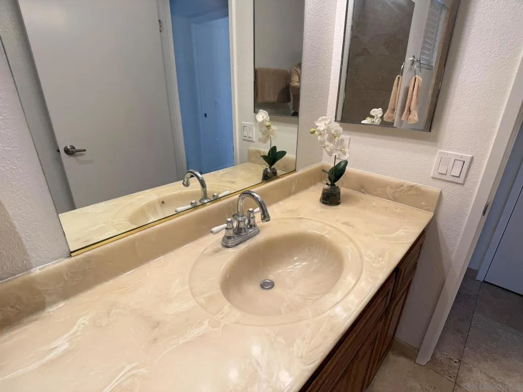 2157 Arnold Way  home-pic-25