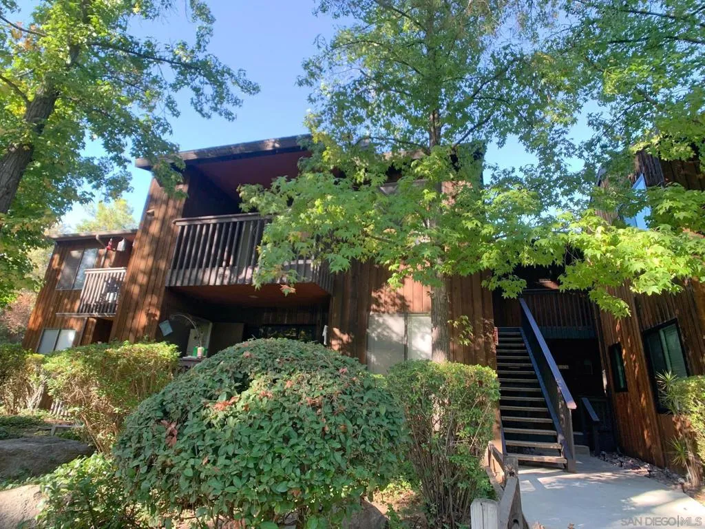 2157 Arnold Way  home-pic-0