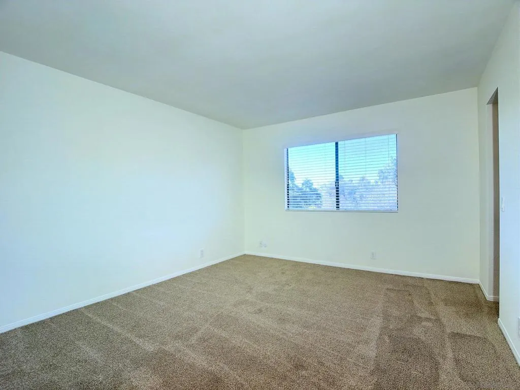 2157 Arnold Way  home-pic-27