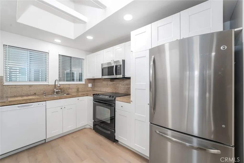 803 Ronda Mendoza N, Laguna Woods, California 92637 home-pic-6
