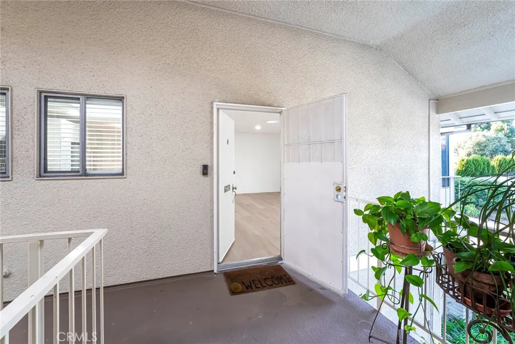 803 Ronda Mendoza N, Laguna Woods, California 92637 home-pic-1